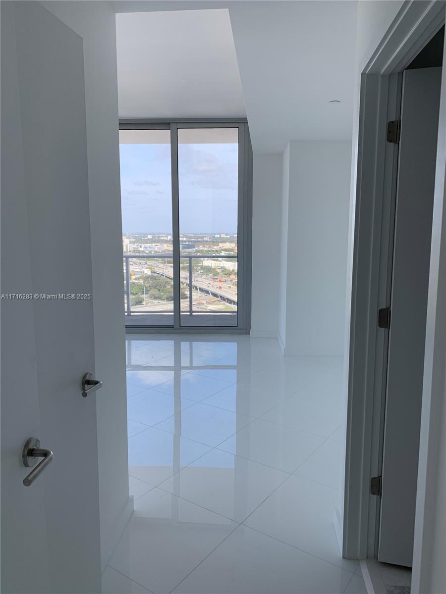 851 NE 1st Ave #3002, Miami FL 33132