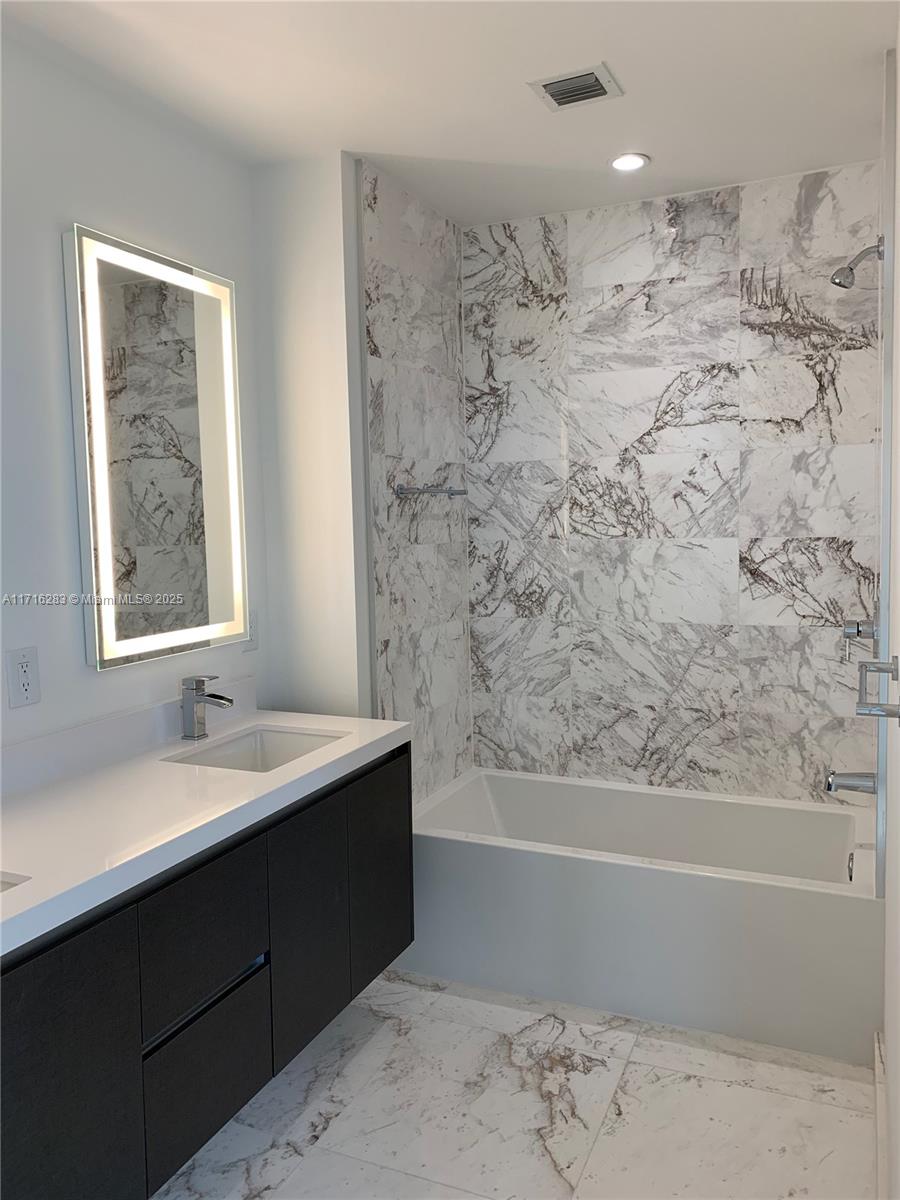 851 NE 1st Ave #3002, Miami FL 33132