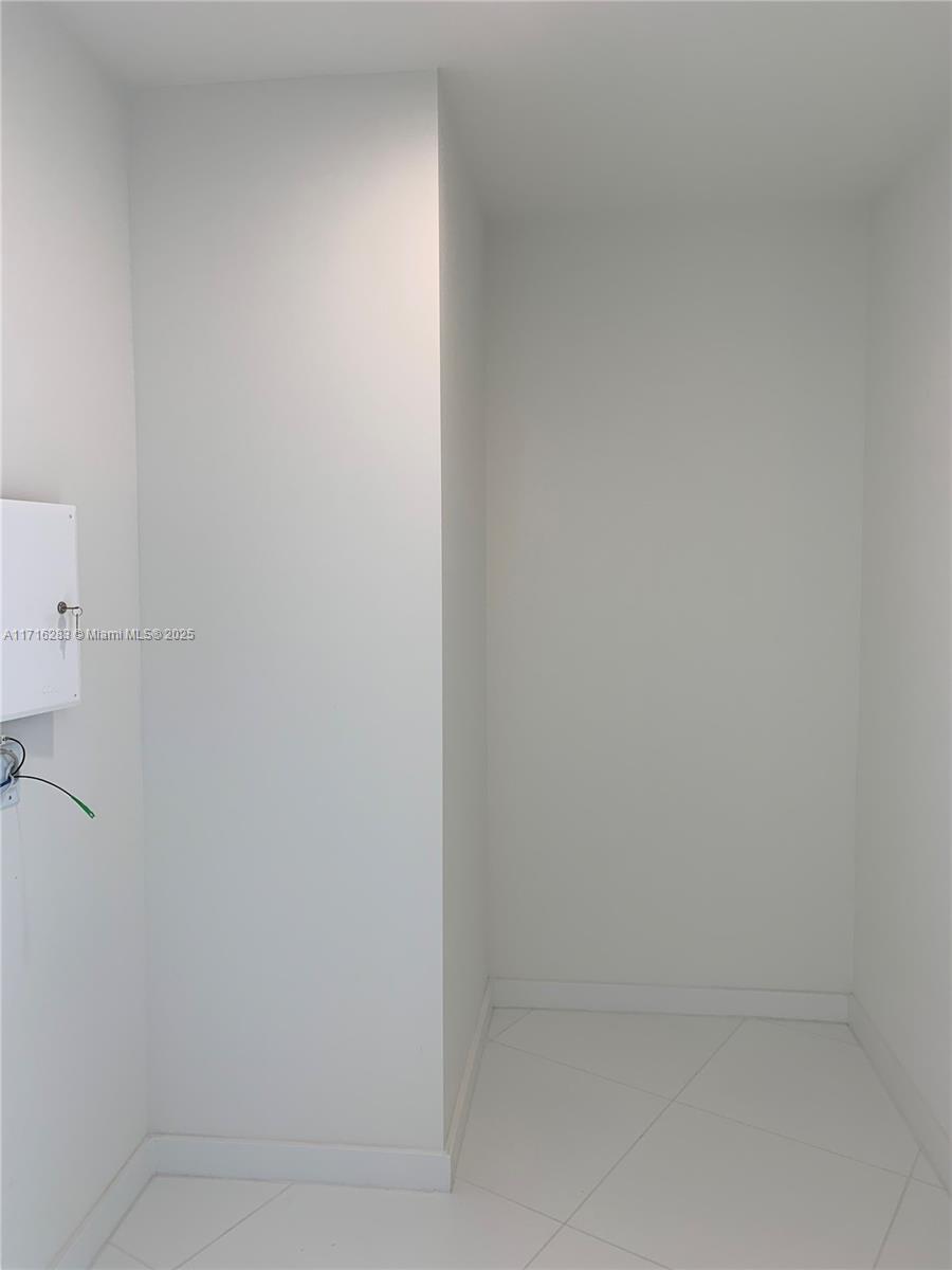 851 NE 1st Ave #3002, Miami FL 33132