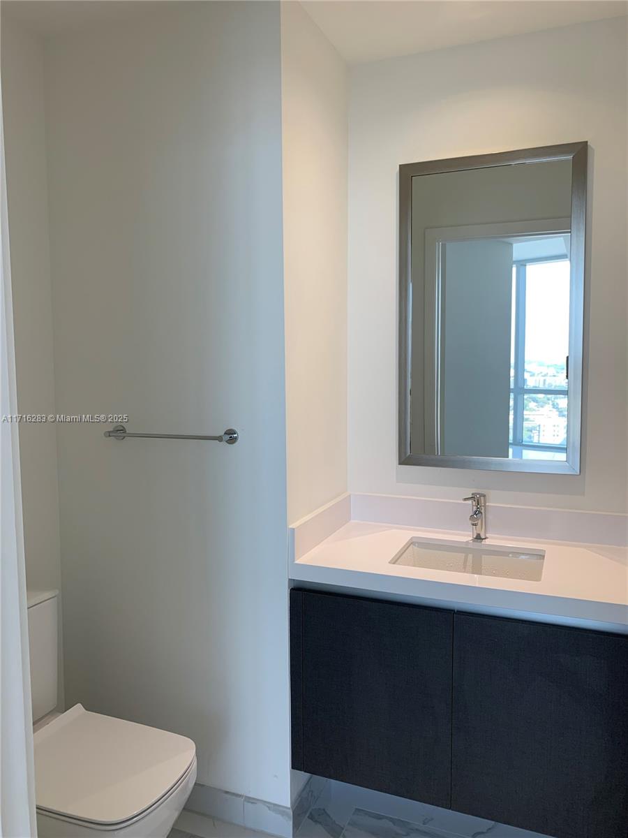851 NE 1st Ave #3002, Miami FL 33132