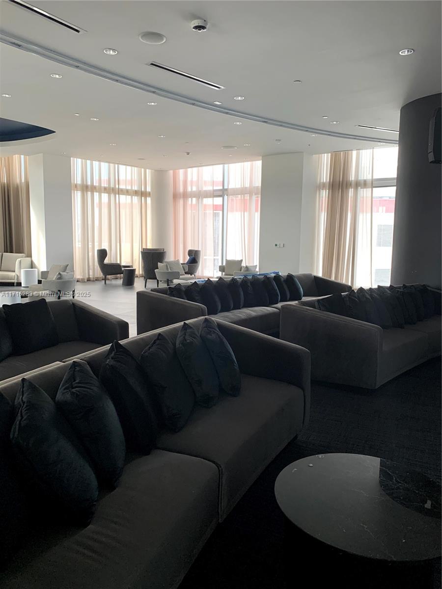 851 NE 1st Ave #3002, Miami FL 33132