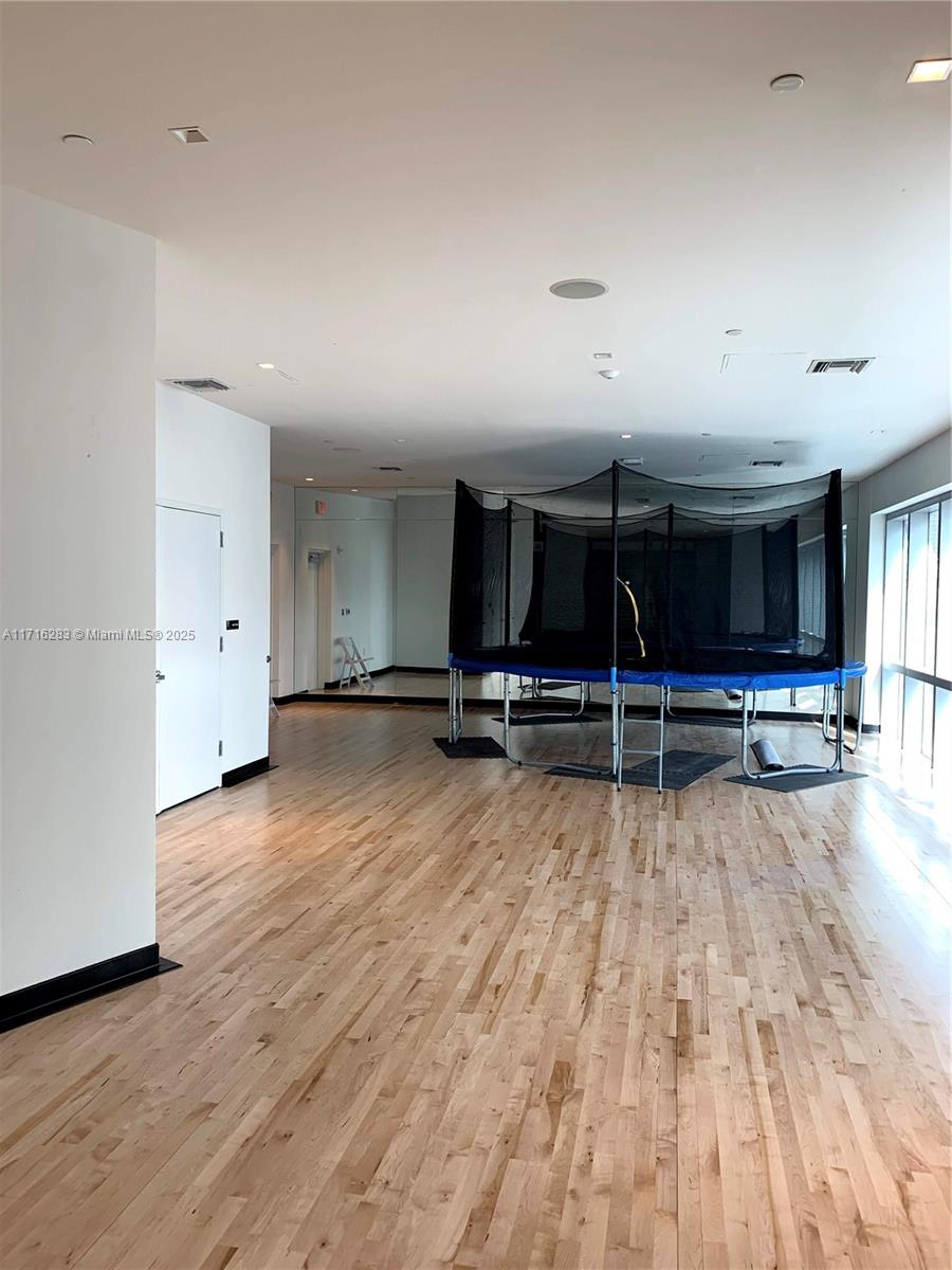 851 NE 1st Ave #3002, Miami FL 33132