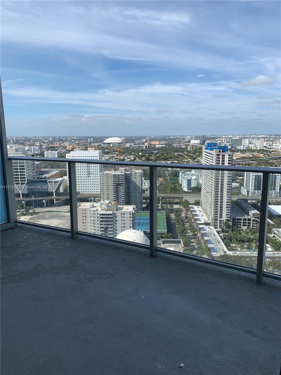851 NE 1st Ave #3002, Miami FL 33132