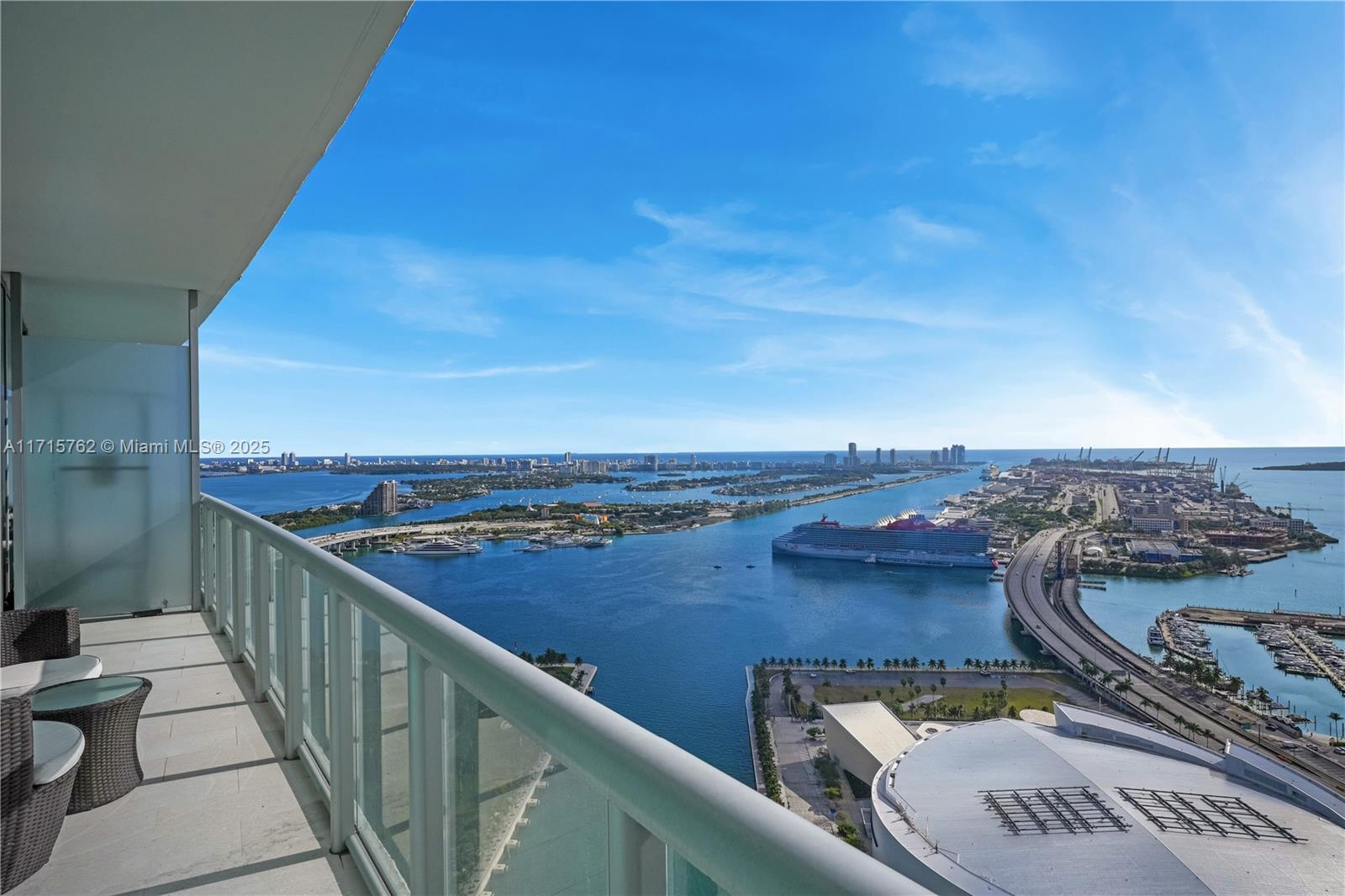 888 Biscayne Blvd #4706, Miami FL 33132