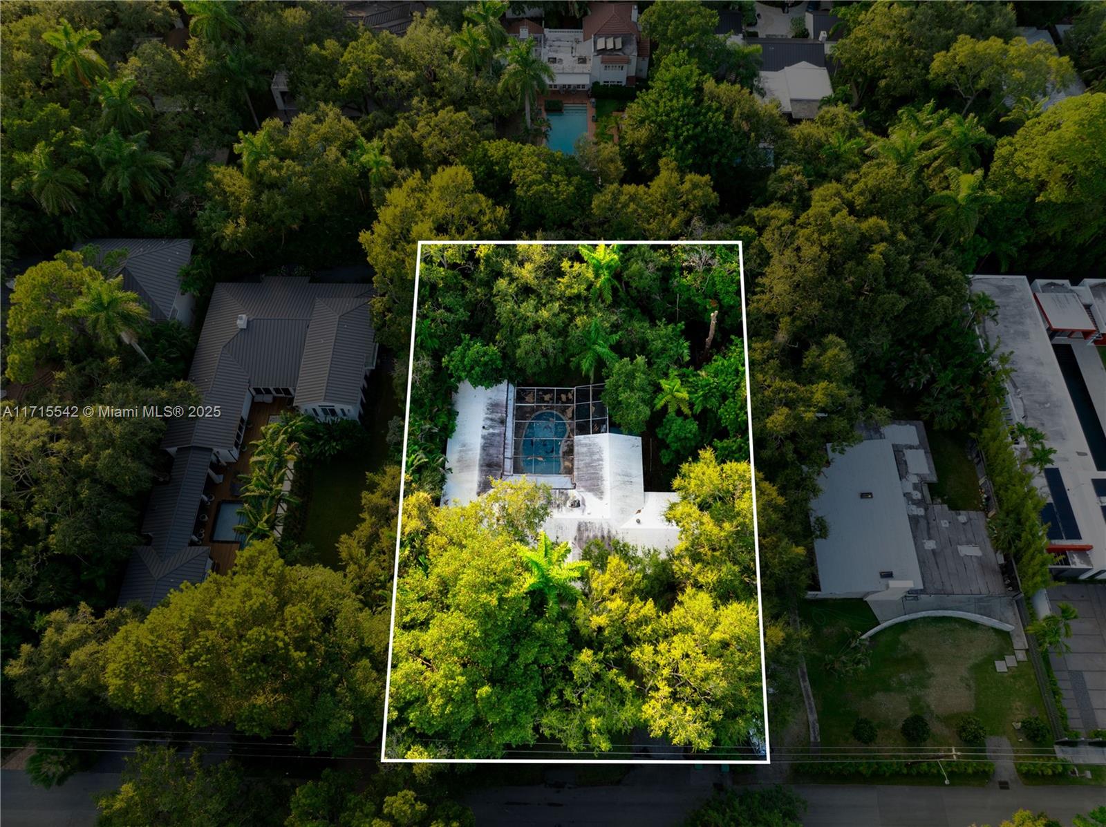 2850 Natoma St, Coconut Grove, Florida image 3