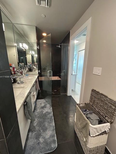 900 Biscayne Blvd #4705, Miami FL 33132