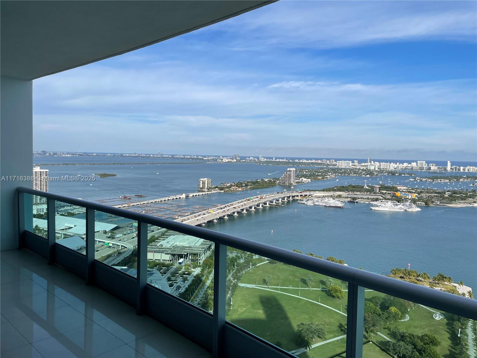 900 Biscayne Blvd #4705, Miami FL 33132