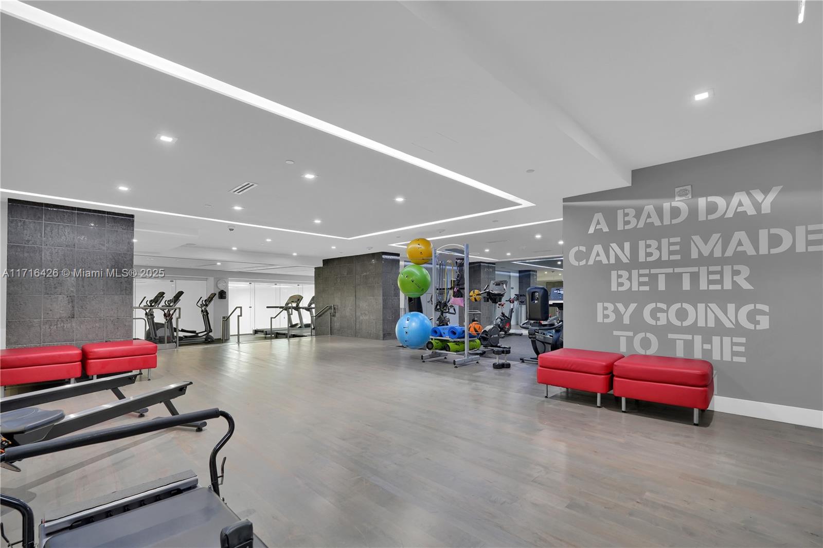 901 Brickell Key Blvd #1604, Miami FL 33131