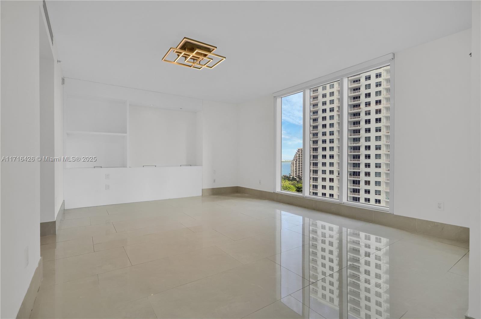 901 Brickell Key Blvd #1604, Miami FL 33131