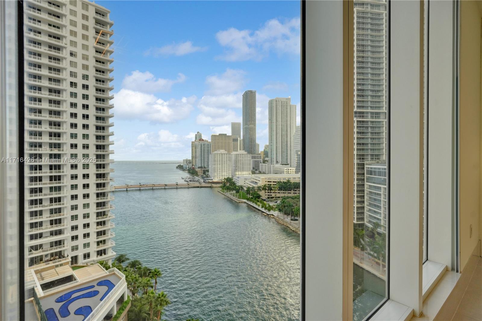 901 Brickell Key Blvd #1604, Miami FL 33131