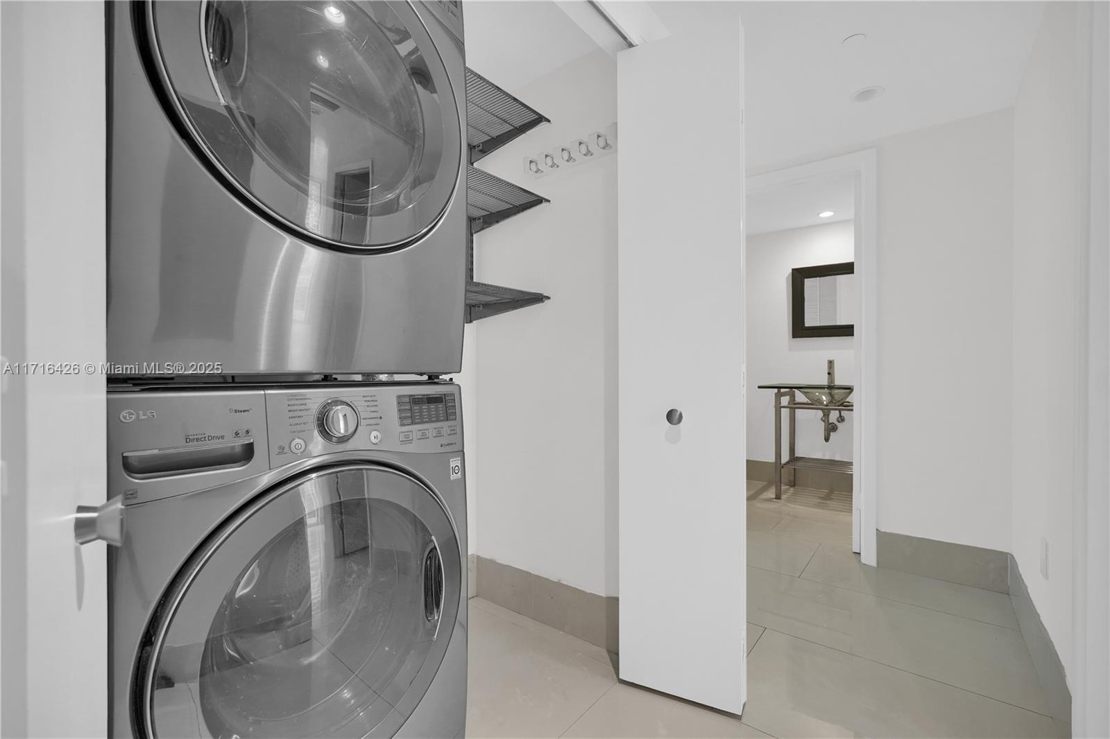 901 Brickell Key Blvd #1604, Miami FL 33131