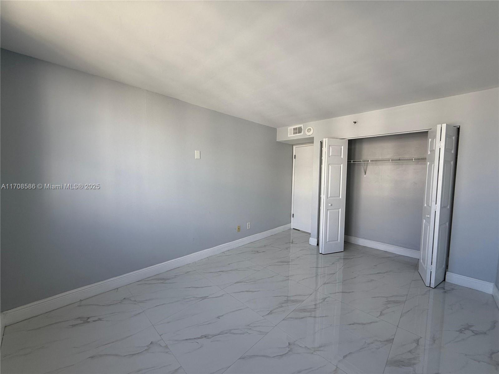 770 Claughton Island Dr #1903, Miami FL 33131