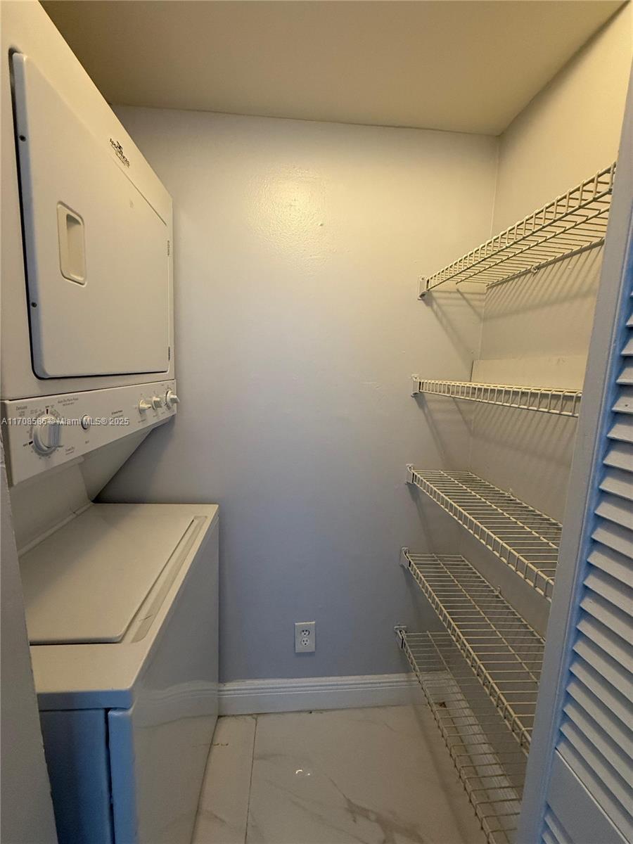 770 Claughton Island Dr #1903, Miami FL 33131