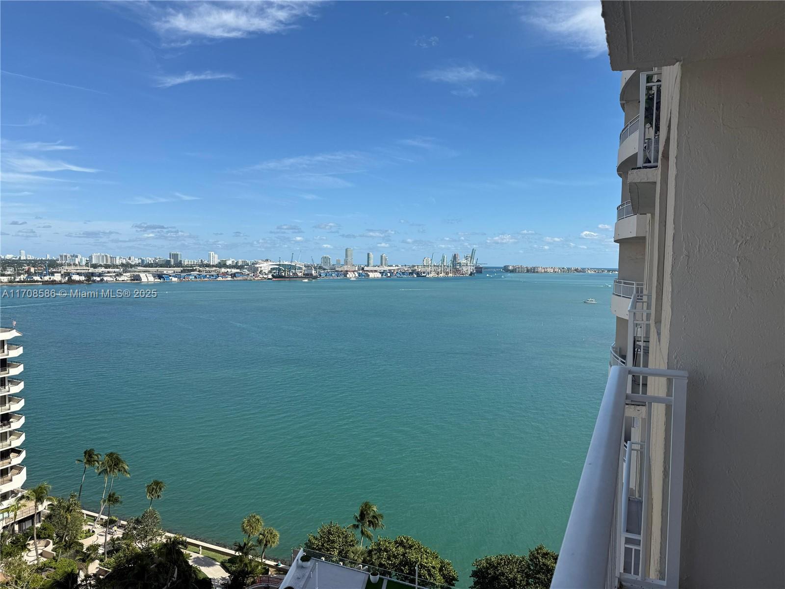 770 Claughton Island Dr #1903, Miami FL 33131