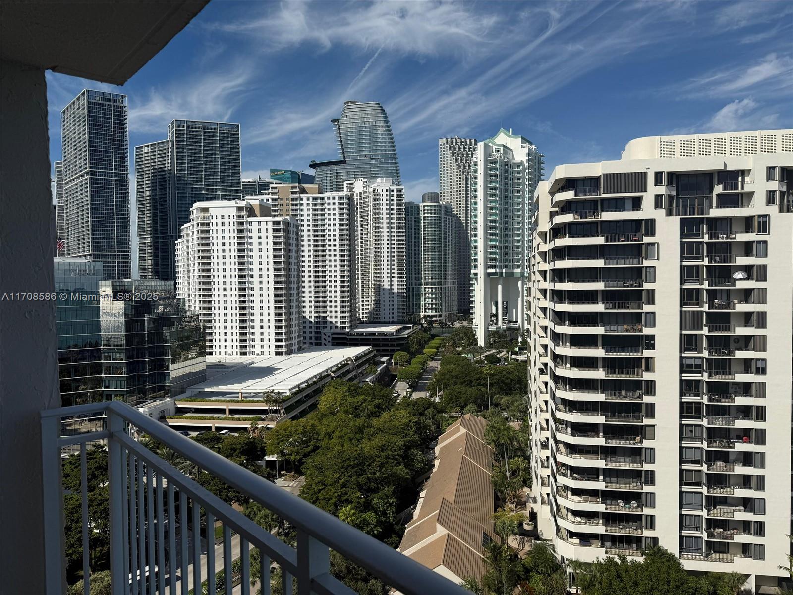 770 Claughton Island Dr #1903, Miami FL 33131