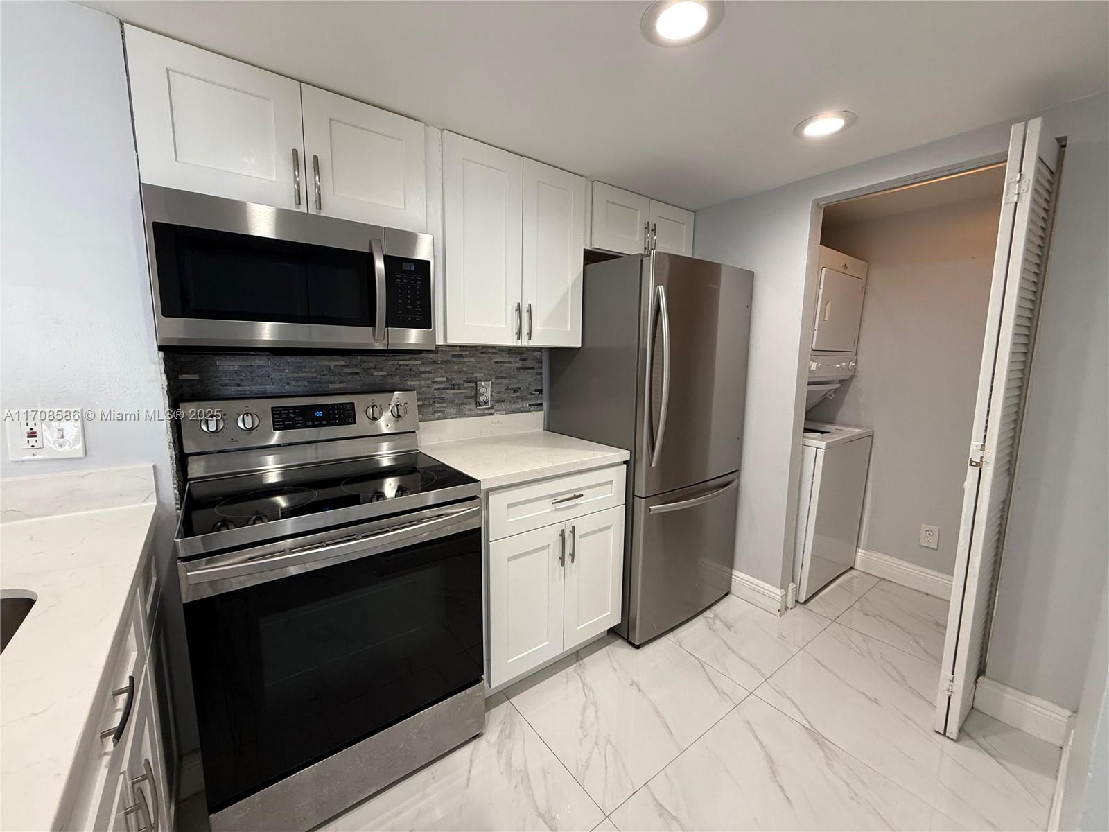 770 Claughton Island Dr #1903, Miami FL 33131