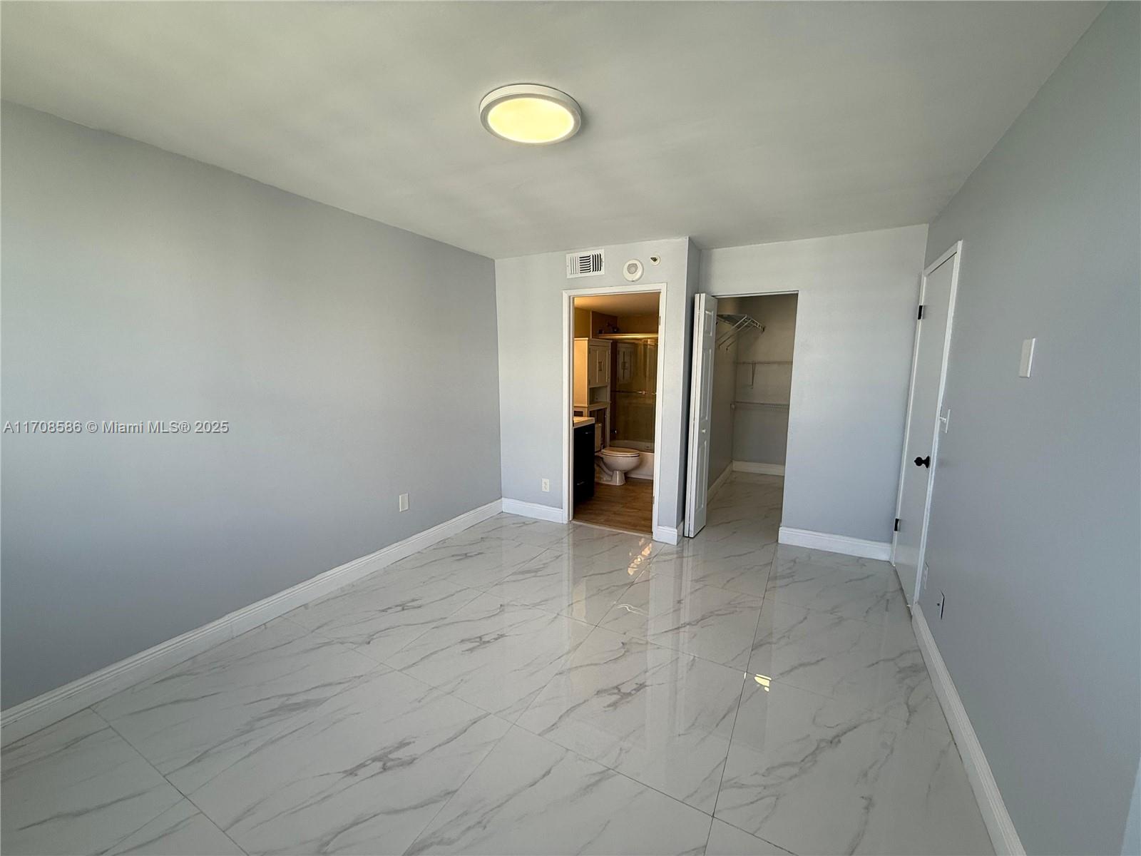 770 Claughton Island Dr #1903, Miami FL 33131