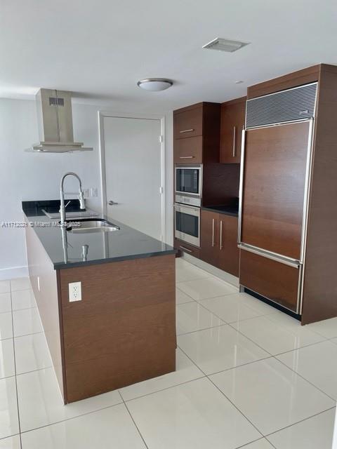 495 Brickell Ave #1111, Miami FL 33131