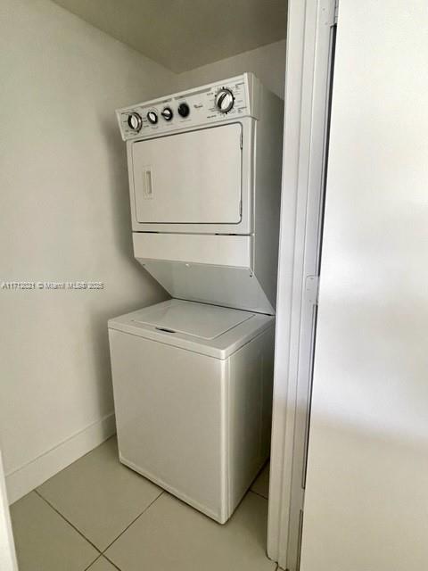495 Brickell Ave #1111, Miami FL 33131