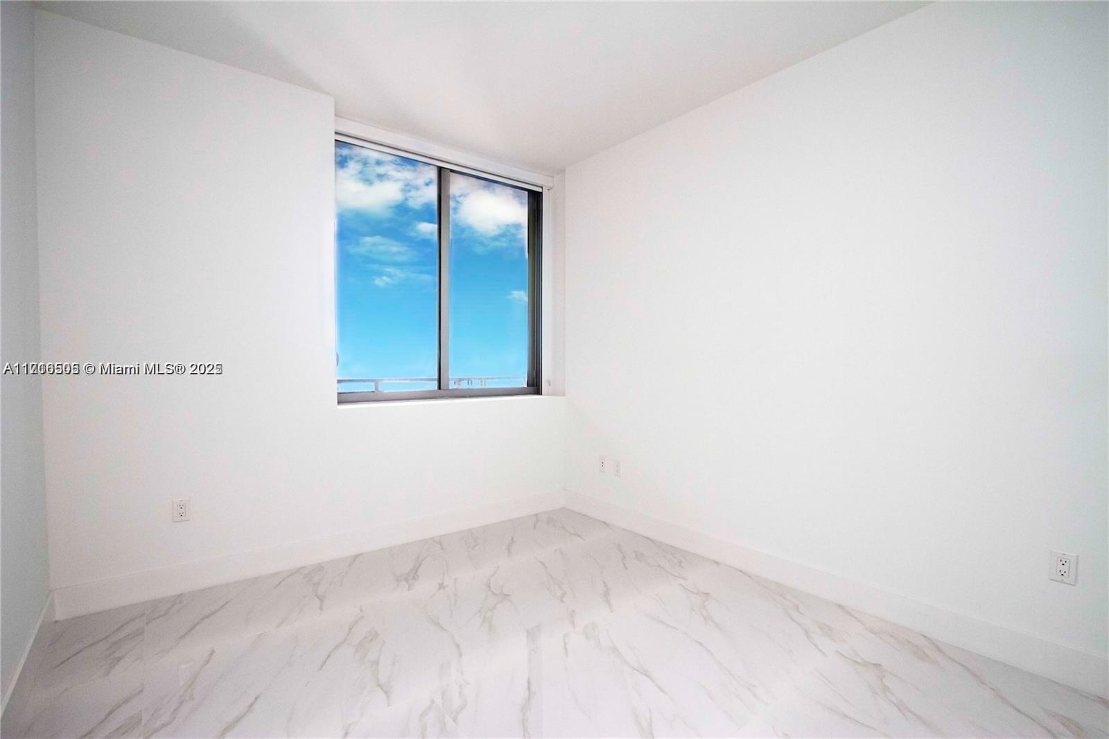 16385 Biscayne Blvd #719, North Miami Beach, Florida image 15