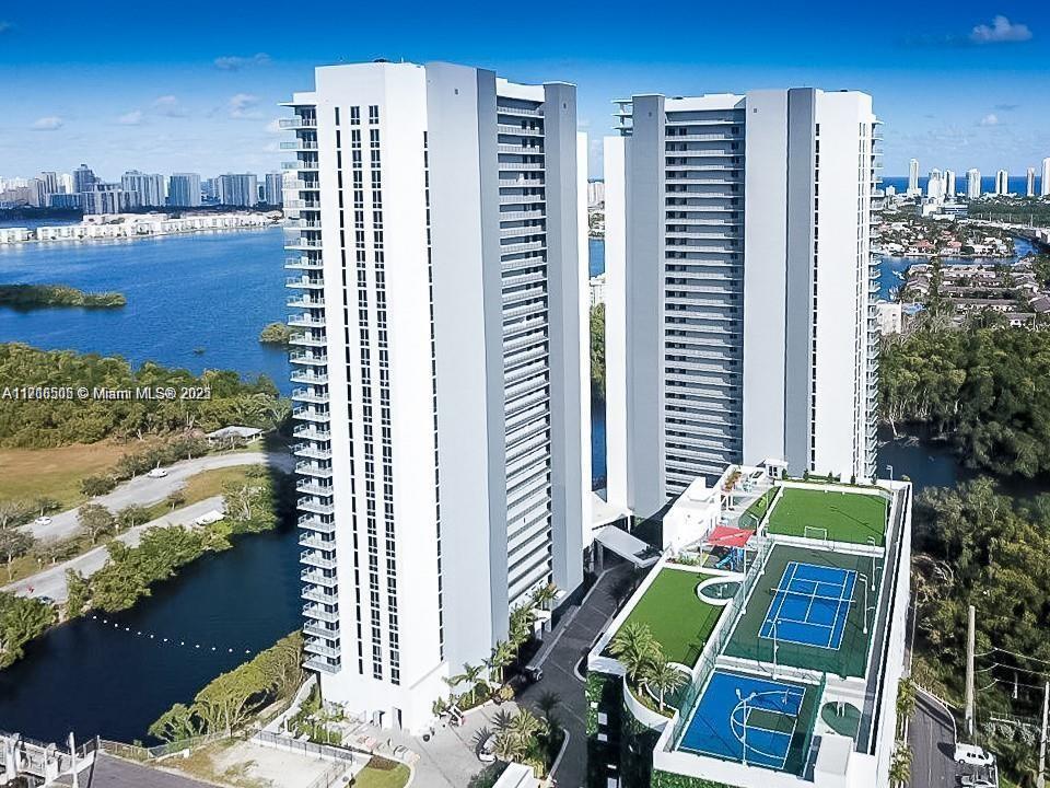 Residential, North Miami Beach, Florida image 22