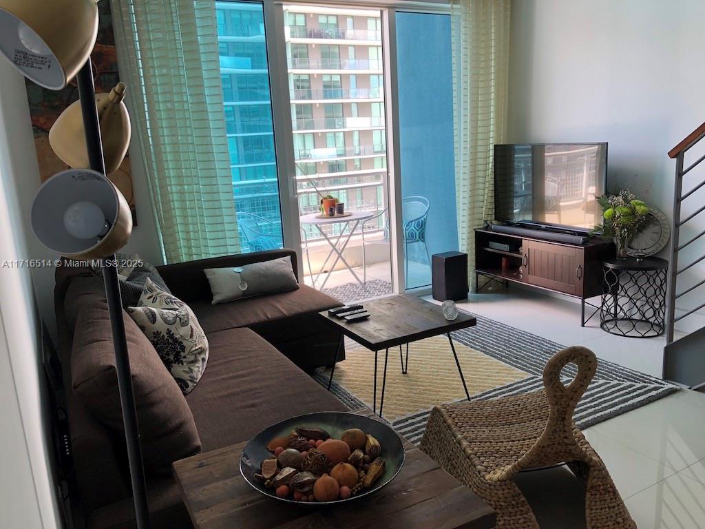 60 SW 13th St #1812, Miami FL 33130