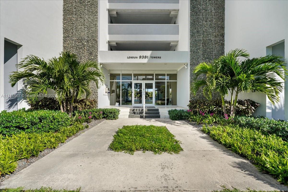 9381 E Bay Harbor Dr #701N, Bay Harbor Islands, Florida image 34