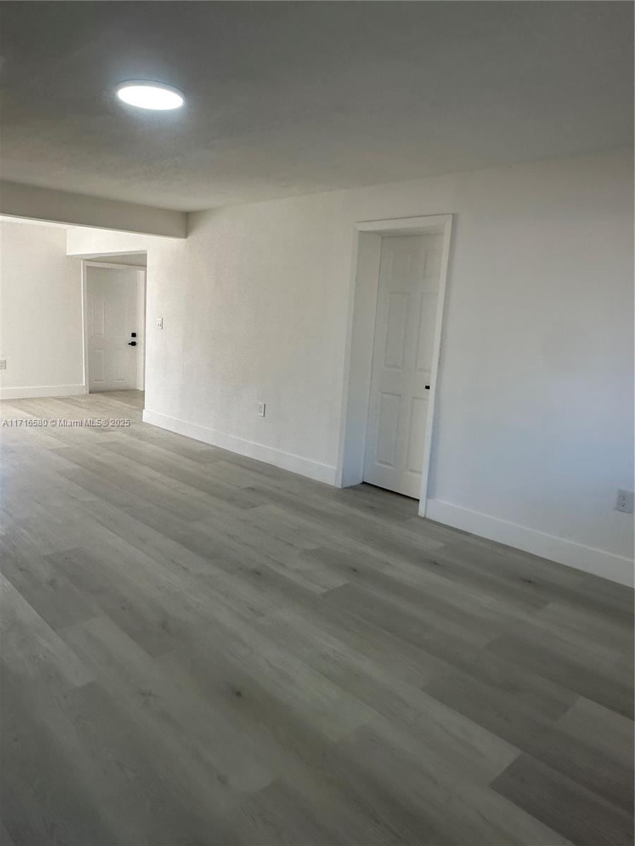 Listing Photo 6