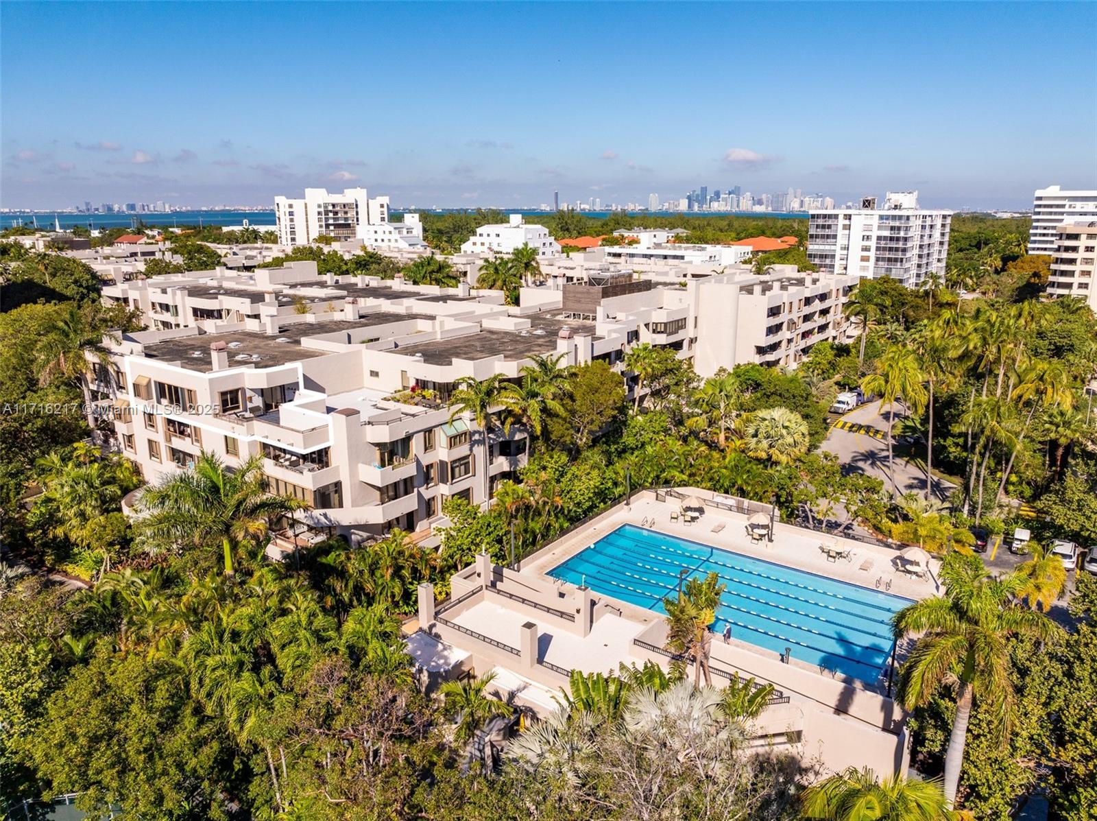 161 Crandon Blvd #417, Key Biscayne, Florida image 2