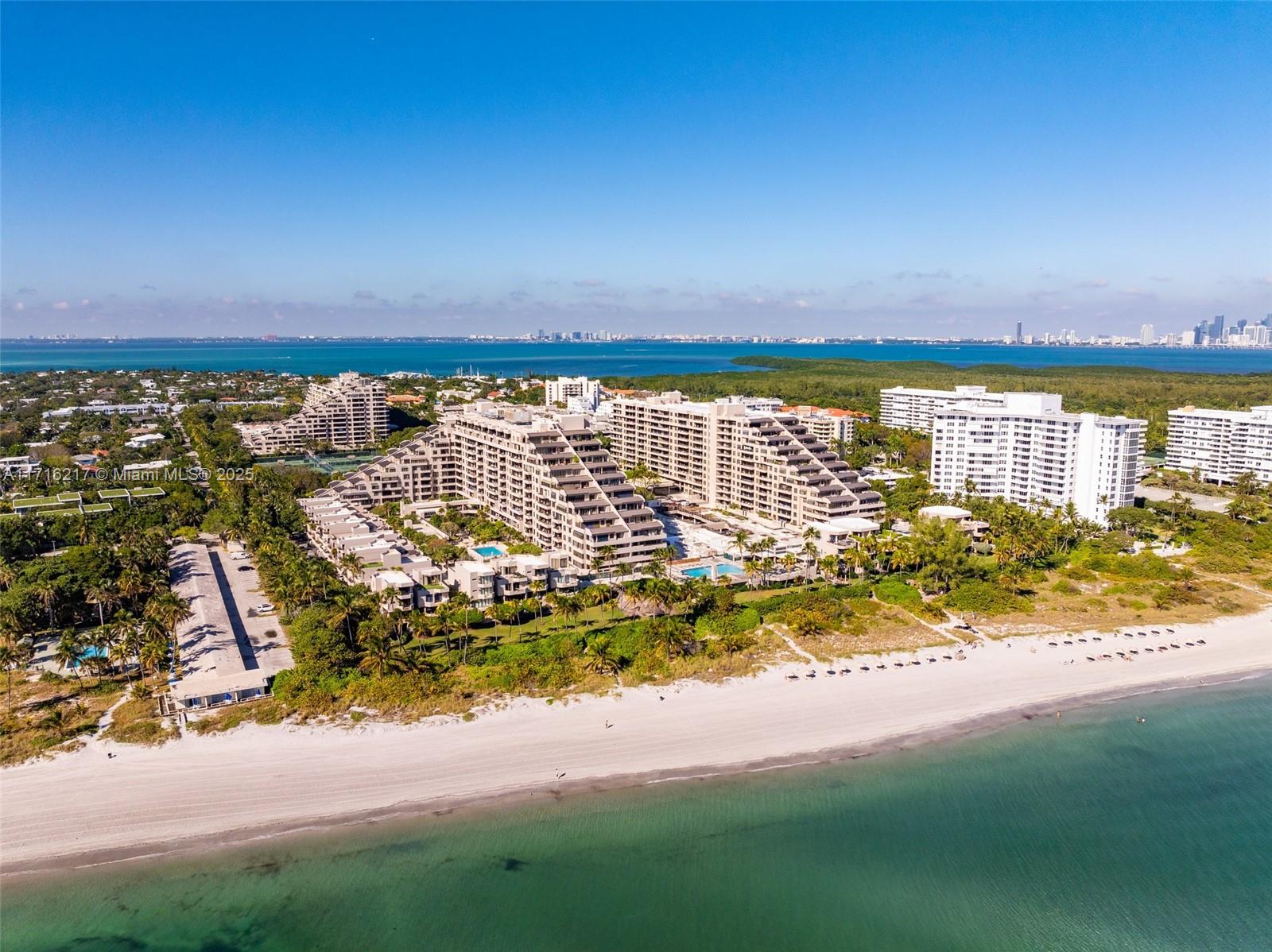 161 Crandon Blvd #417, Key Biscayne, Florida image 29