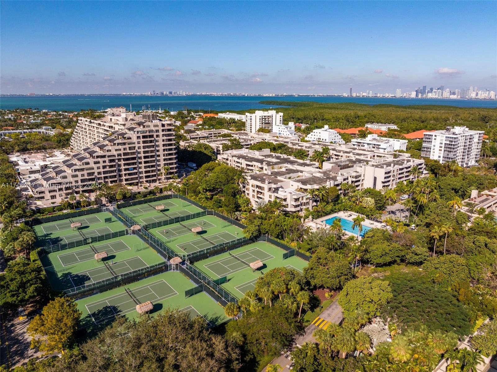 161 Crandon Blvd #417, Key Biscayne, Florida image 39