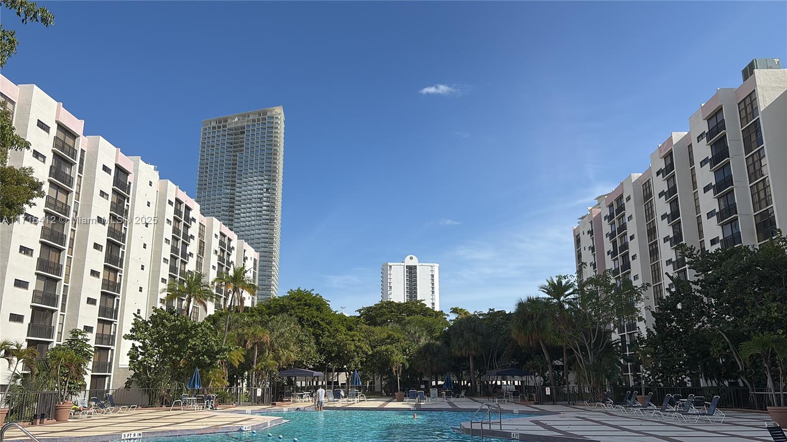 Residential, Sunny Isles Beach, Florida image 34