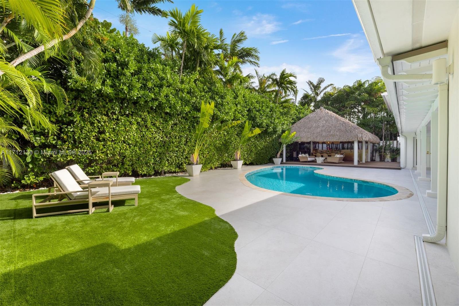 345 Gulf Road, Key Biscayne, Florida image 31