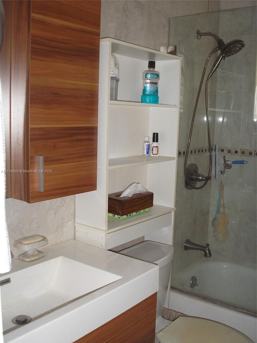 4723 NW 44th St, Tamarac, Florida image 25