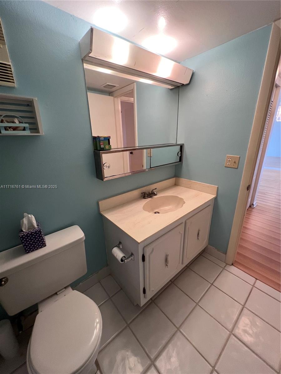 4025 N Nob Hill Rd #301, Sunrise, Florida image 38