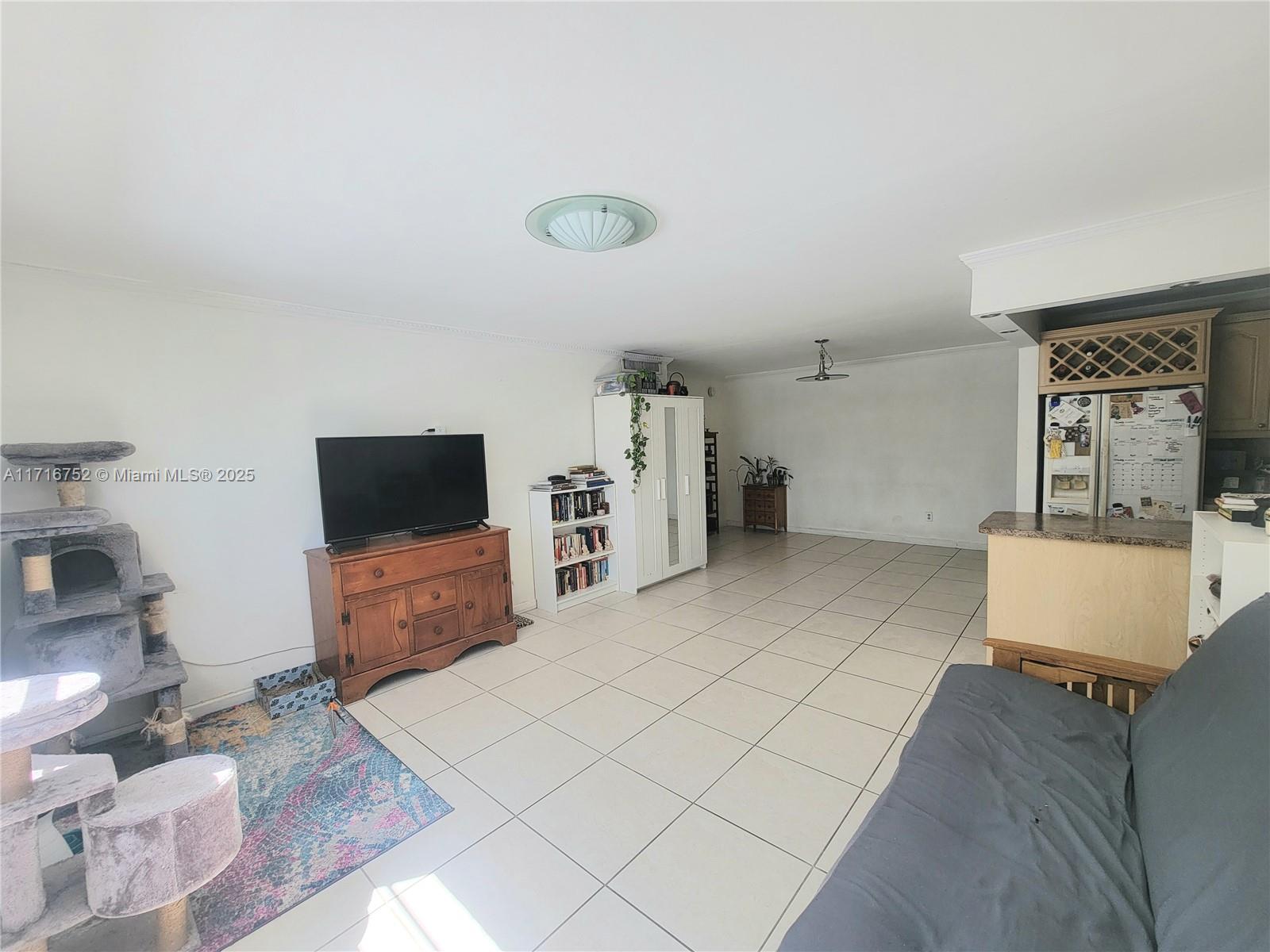 1230 NE 139th St #304, North Miami, Florida image 7