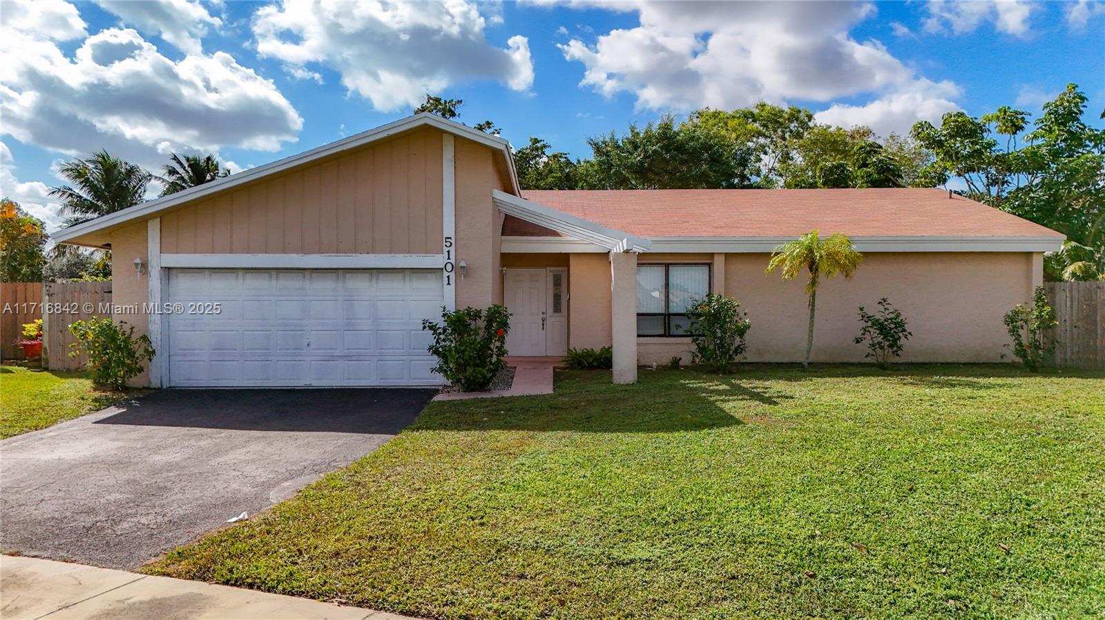 5101 NW 87th Ave, Lauderhill, Florida image 4