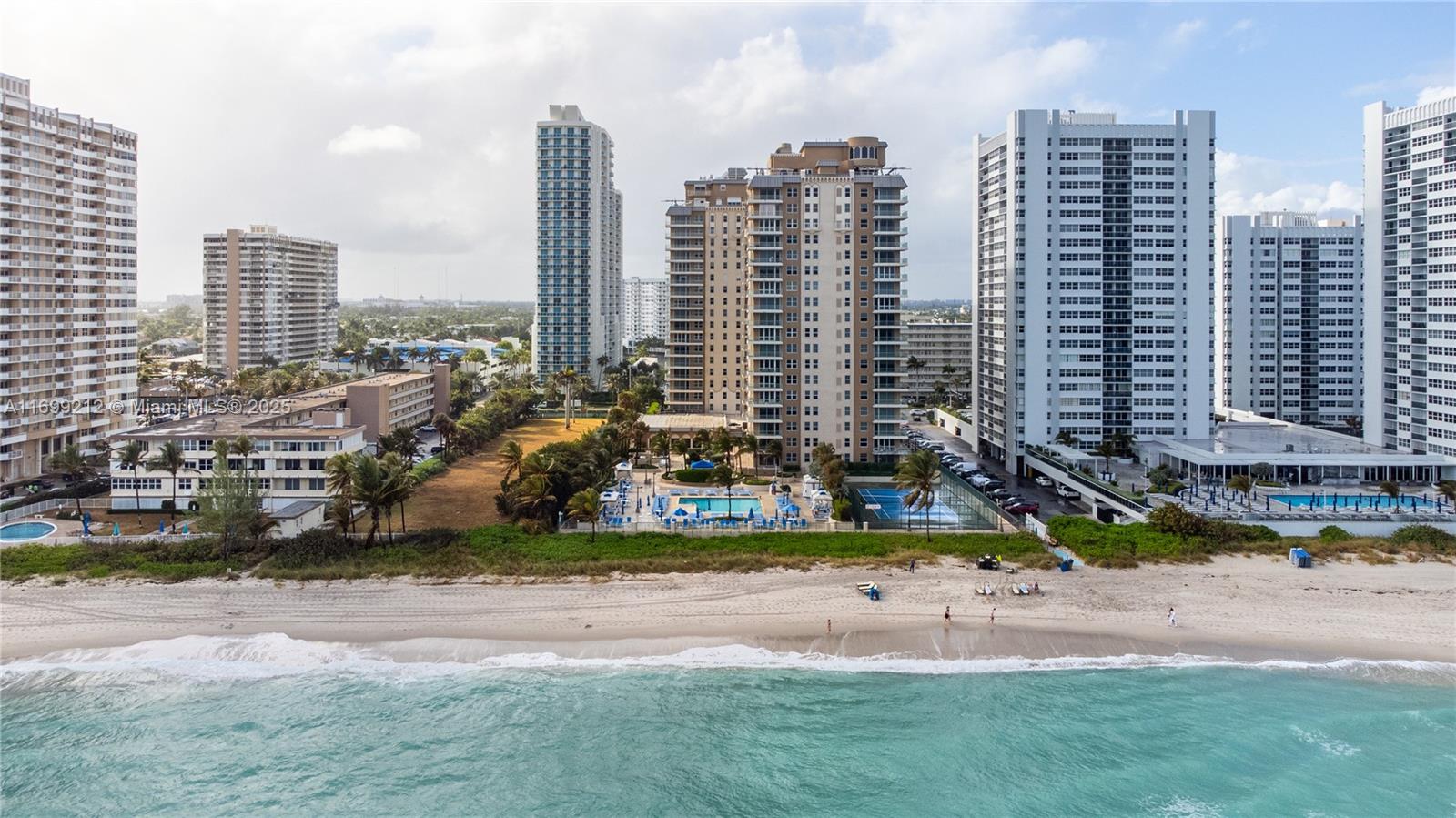 Residential, Hallandale Beach, Florida image 12