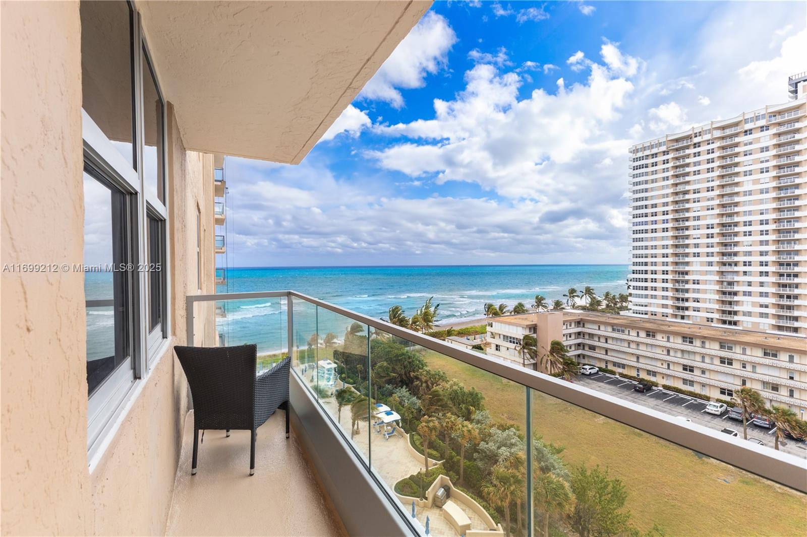 Residential, Hallandale Beach, Florida image 7