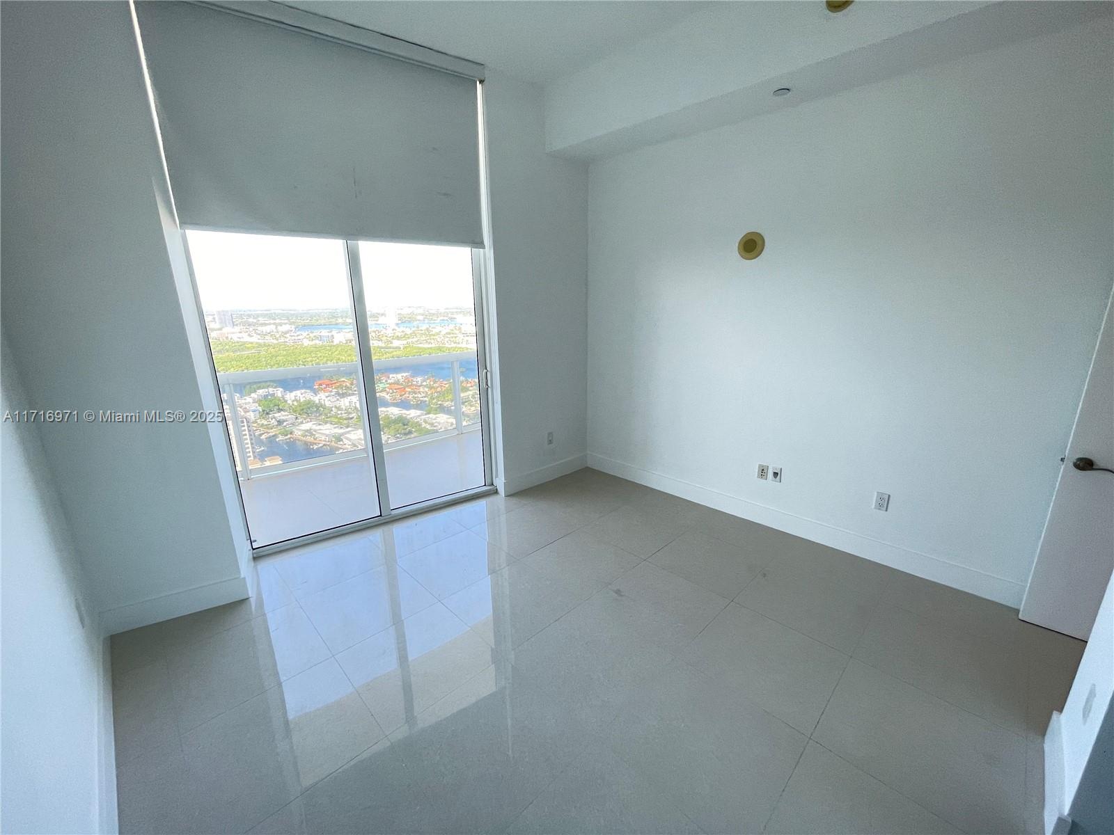 15901 Collins Ave #3705, Sunny Isles Beach FL 33160