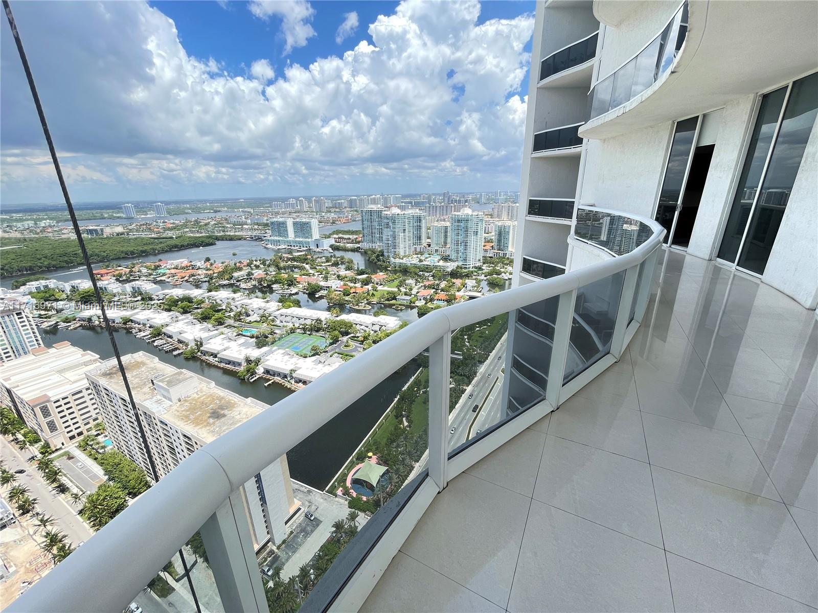 15901 Collins Ave #3705, Sunny Isles Beach FL 33160