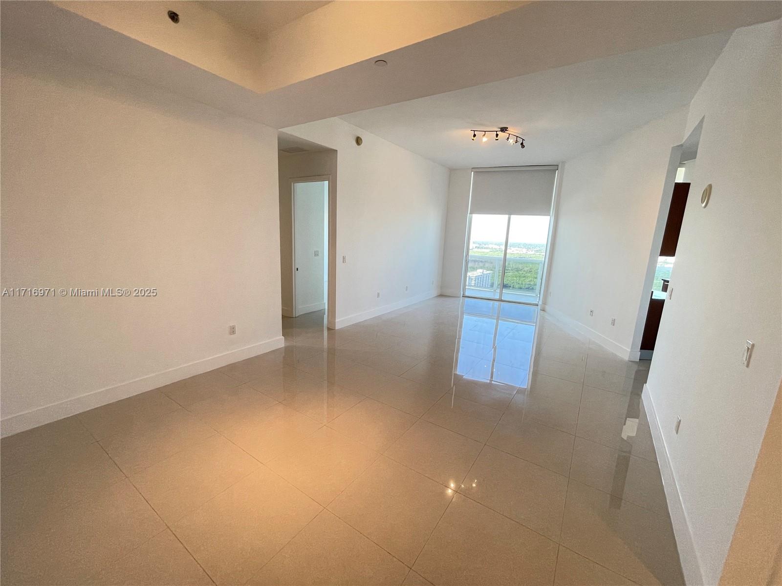 15901 Collins Ave #3705, Sunny Isles Beach FL 33160