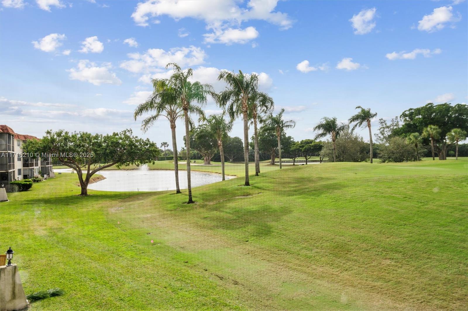 9823 S Hollybrook Lake Dr #202, Pembroke Pines, Florida image 14