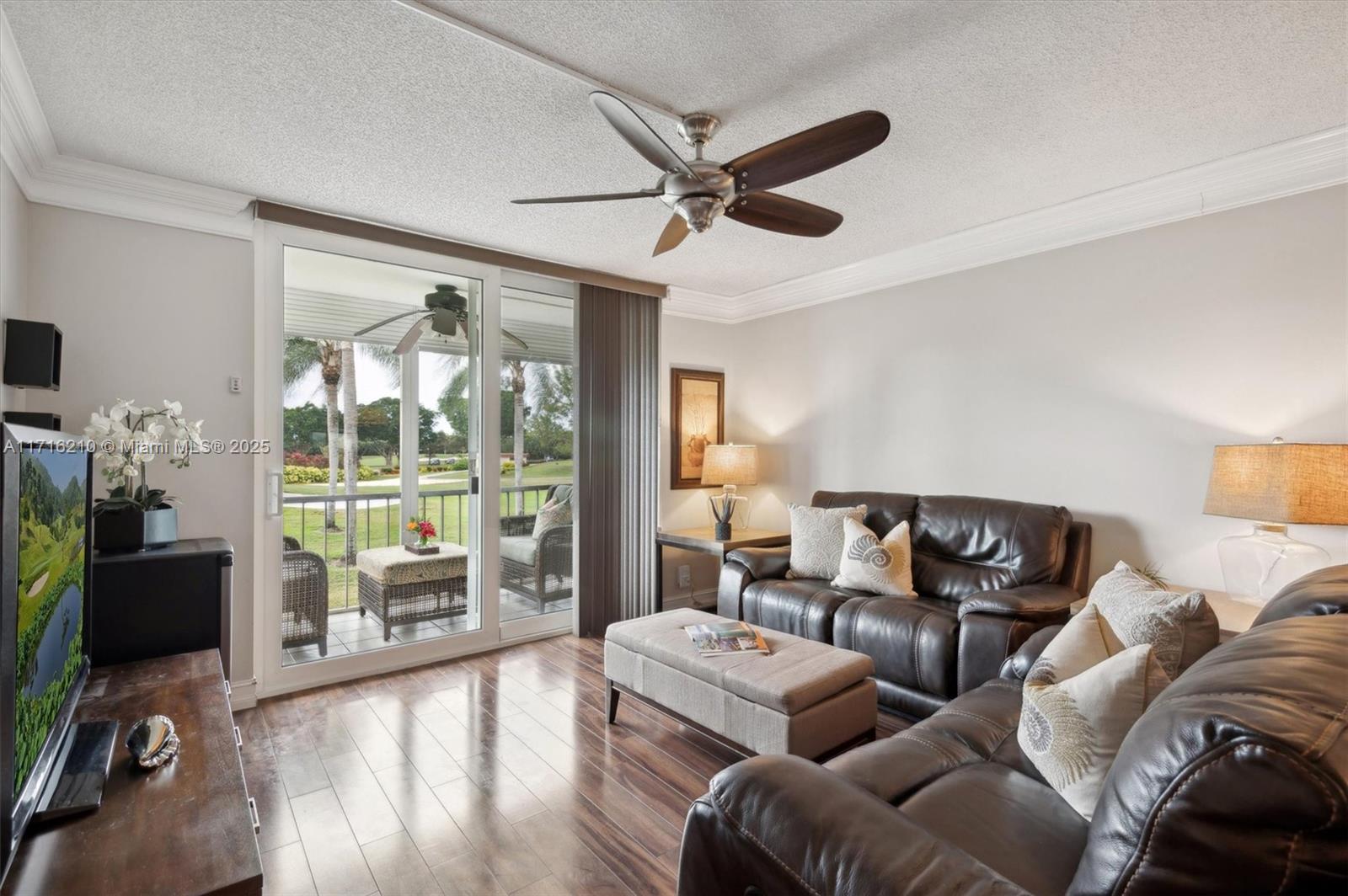 9823 S Hollybrook Lake Dr #202, Pembroke Pines, Florida image 3