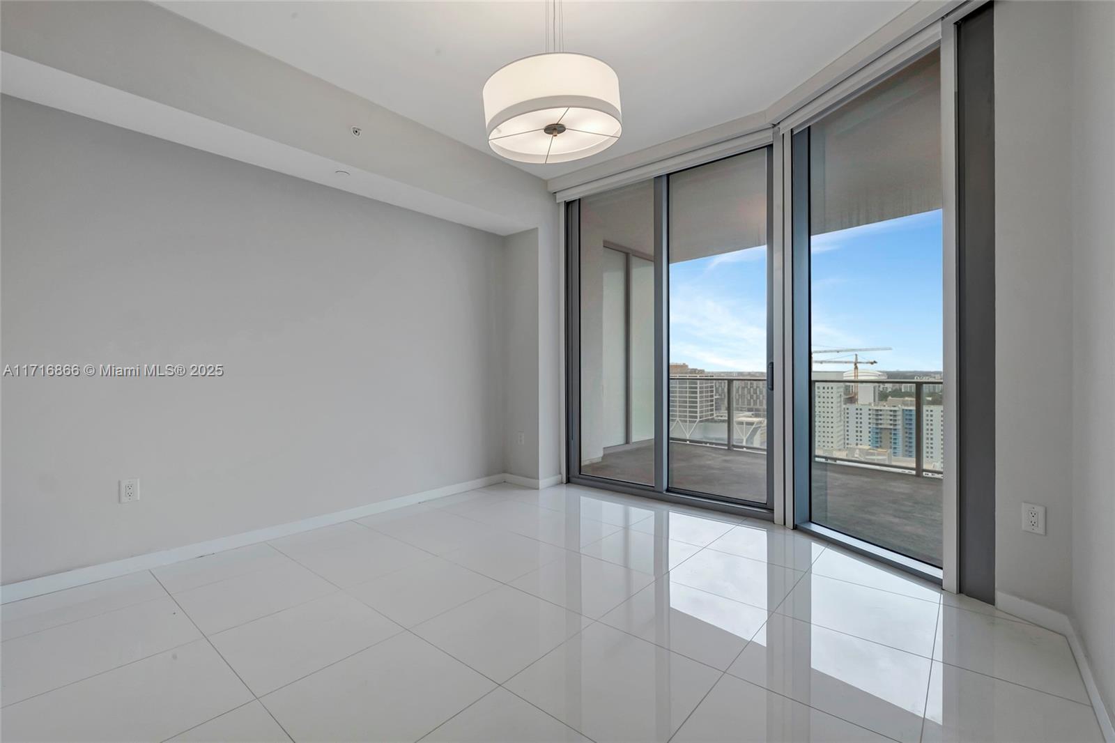 851 NE 1st Ave #2304, Miami FL 33132