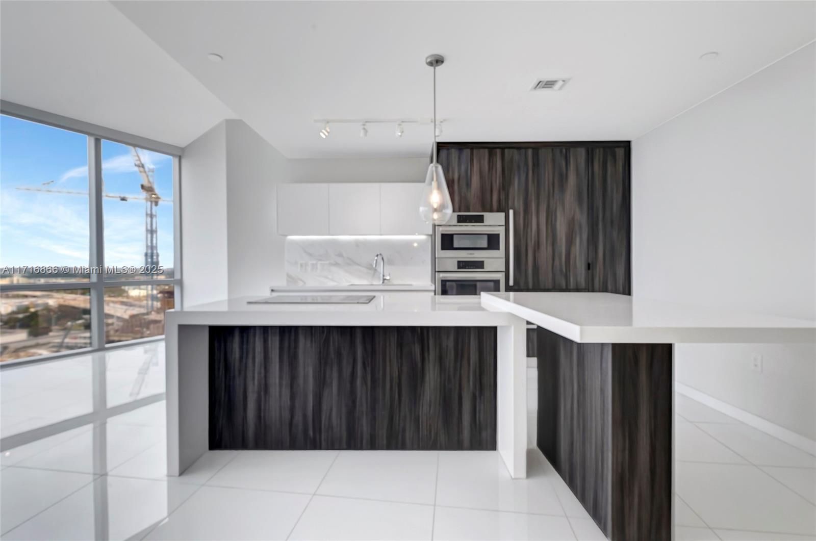 851 NE 1st Ave #2304, Miami FL 33132