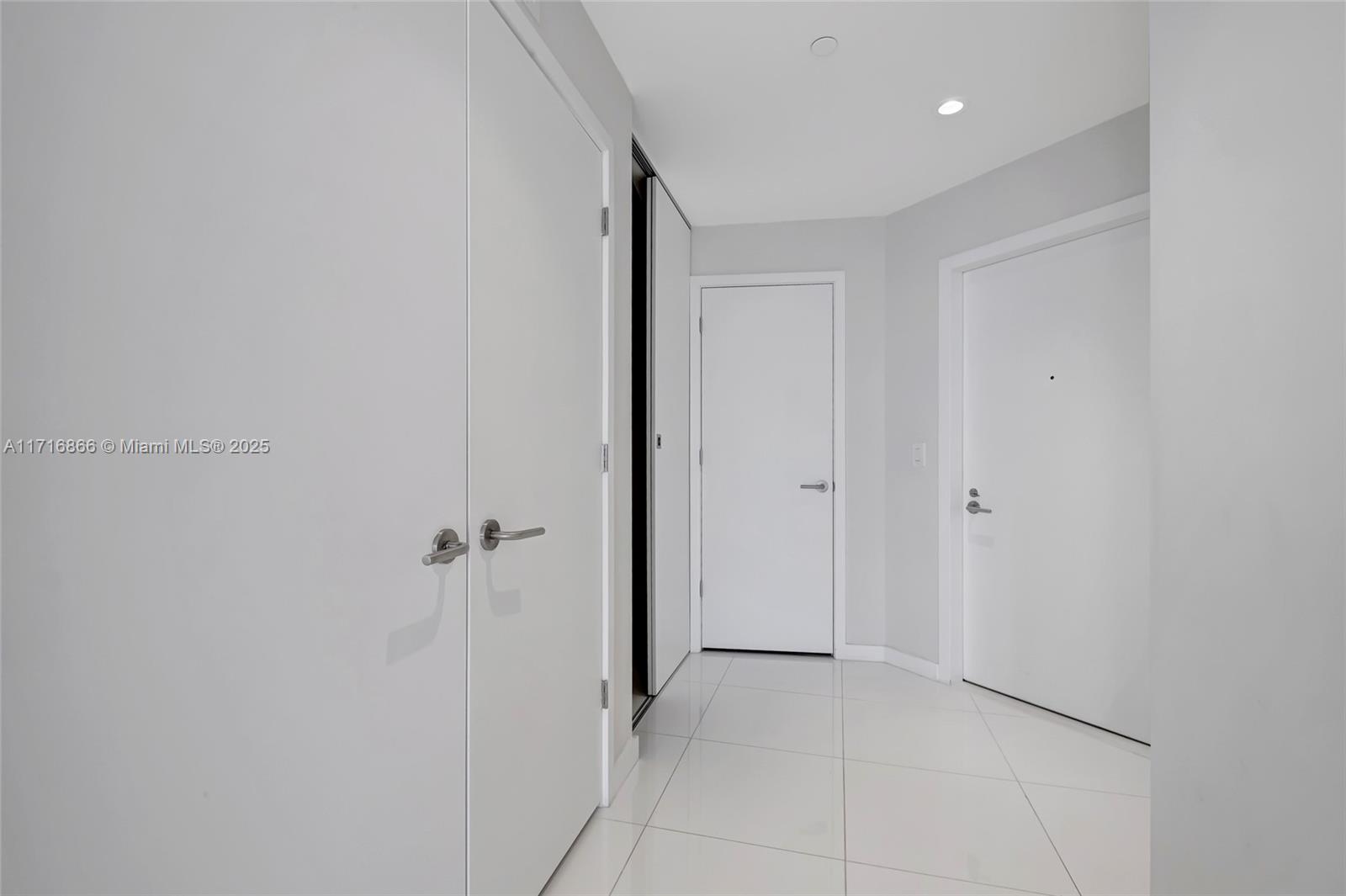 851 NE 1st Ave #2304, Miami FL 33132