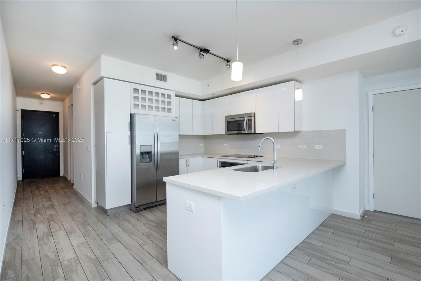 999 SW 1st Ave #2402, Miami FL 33130