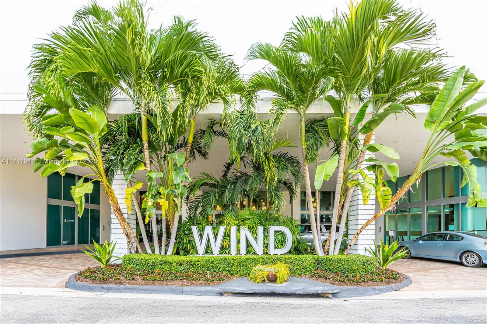 350 S Miami Ave #2906, Miami FL 33130