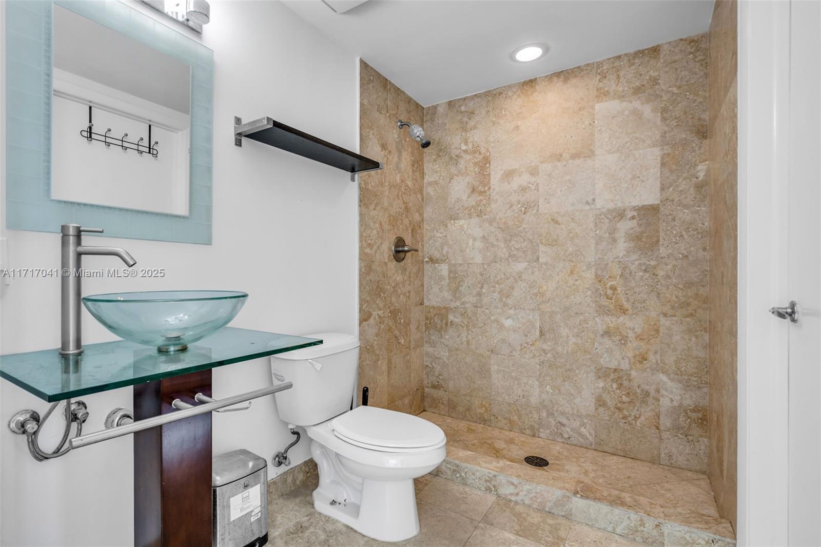 350 S Miami Ave #2906, Miami FL 33130